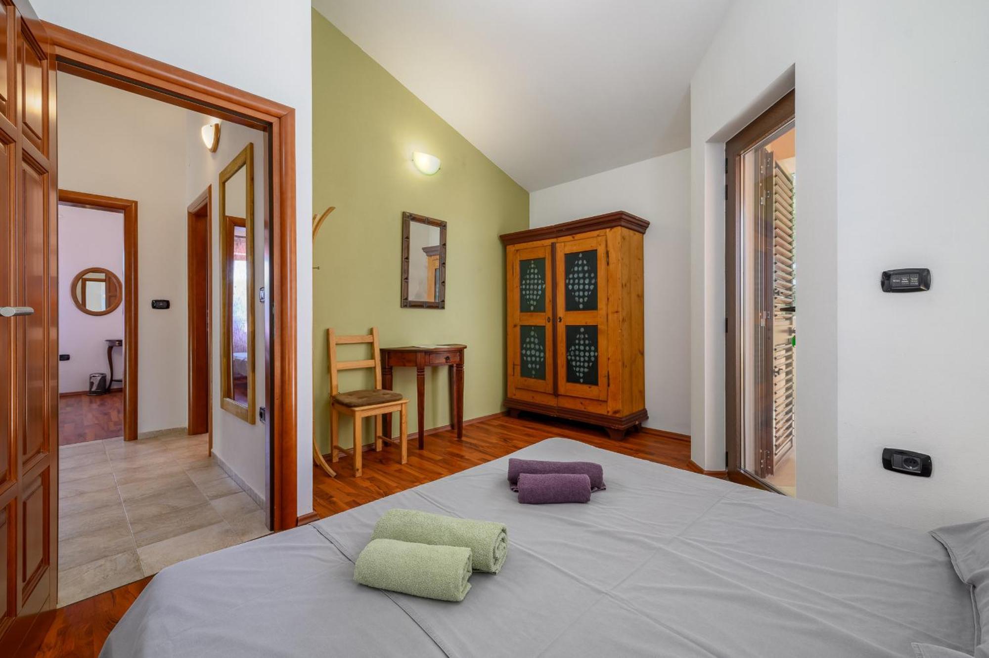 Villa Hrast Bacva Вишнян Экстерьер фото