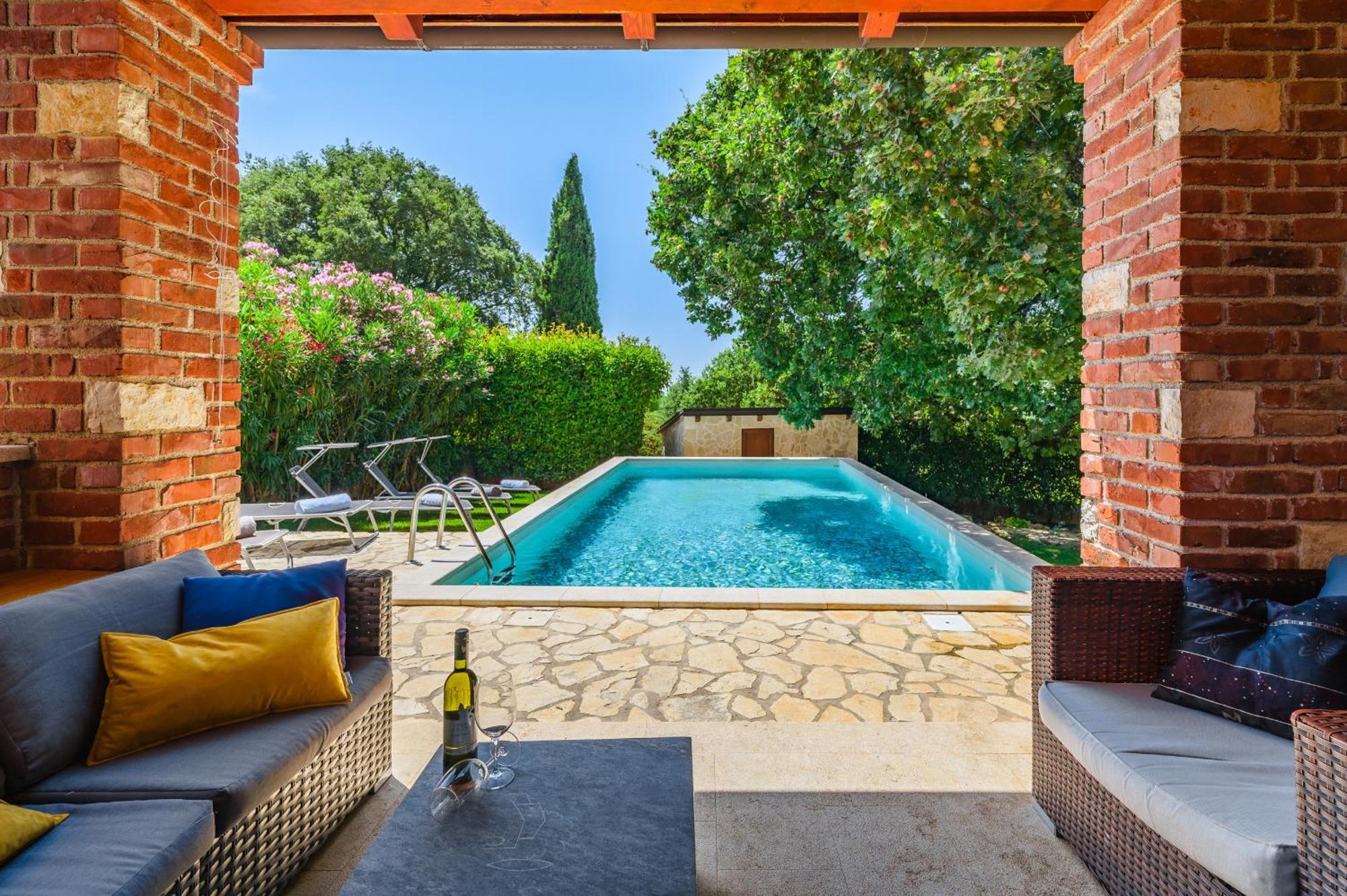 Villa Hrast Bacva Вишнян Экстерьер фото